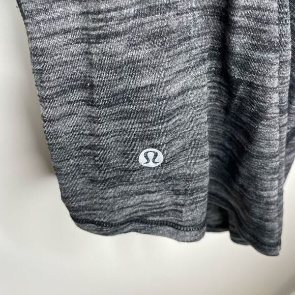 Lululemon Tank Lot Power Y &‎ Crew Built In Bra Top 4 6 Gray Black Workout Gym - Picture 6 of 11